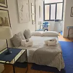Blue&whiteapartment For 4-steps From Spanish Steps Apartmán