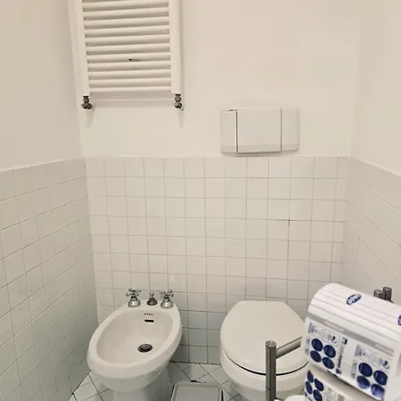 דירה Blue&whiteapartment For 4-steps From Spanish Steps