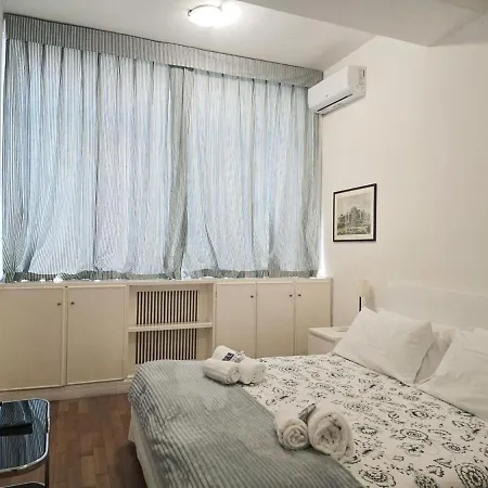 Blue&whiteapartment For 4-steps From Spanish Steps רומא