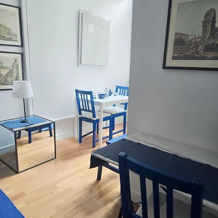 Blue&whiteapartment For 4-steps From Spanish Steps רומא